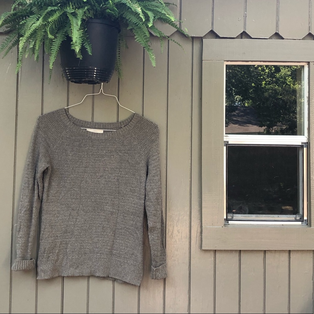 SOLD LOFT Sweater